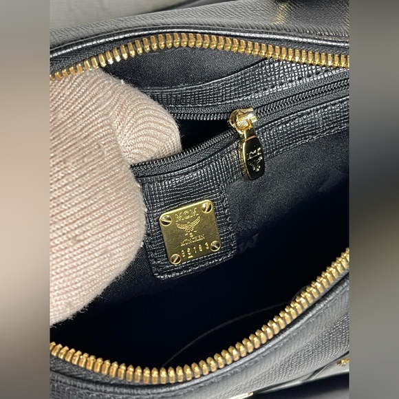 MCM  Boston/ doctor bag - Picture 10 of 13